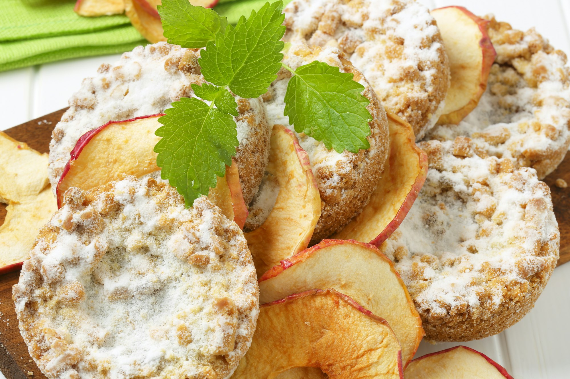 Apple crumble cookies