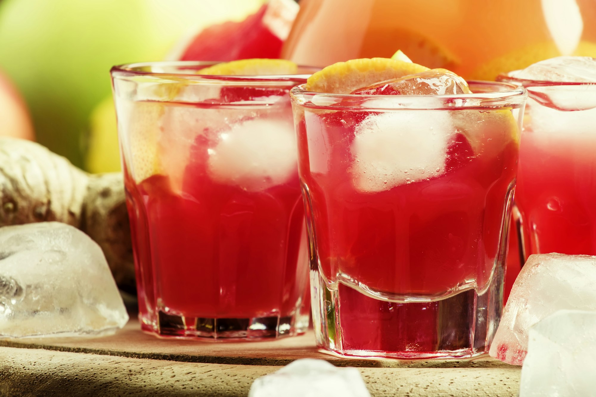 Refreshing drink with grapefruit, apples and ginger